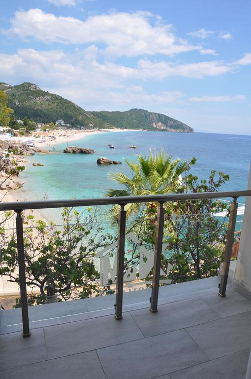 Guesthouse Riviera XH&M Dhërmi Eksteriør billede